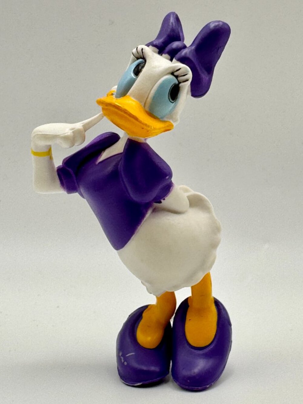 Disney DAISY Figure Hard PVC Plastic Toy Cake Topper Coquette Girl Retro